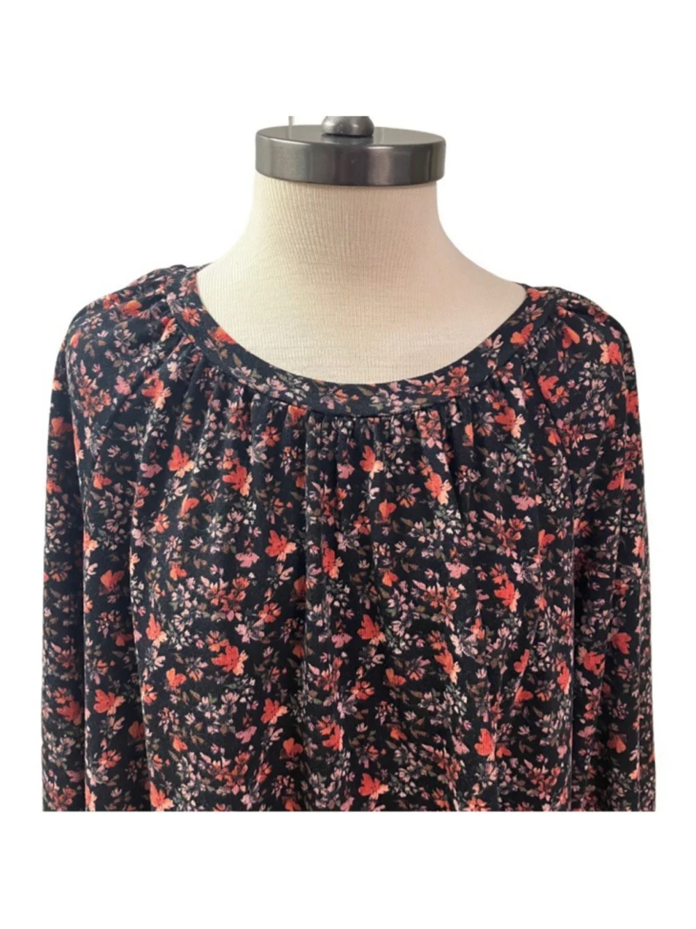 Denim & Co Top Coral Black Floral Soft Stretch Knit Plus SZ 1X Cottagecore